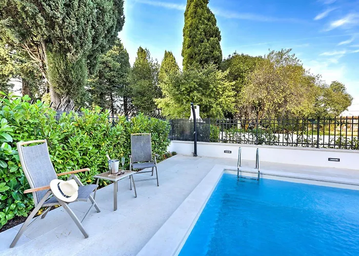 Danica Zadarvillas Villa *