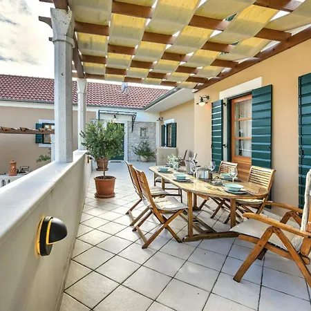 Danica Zadarvillas Villa *